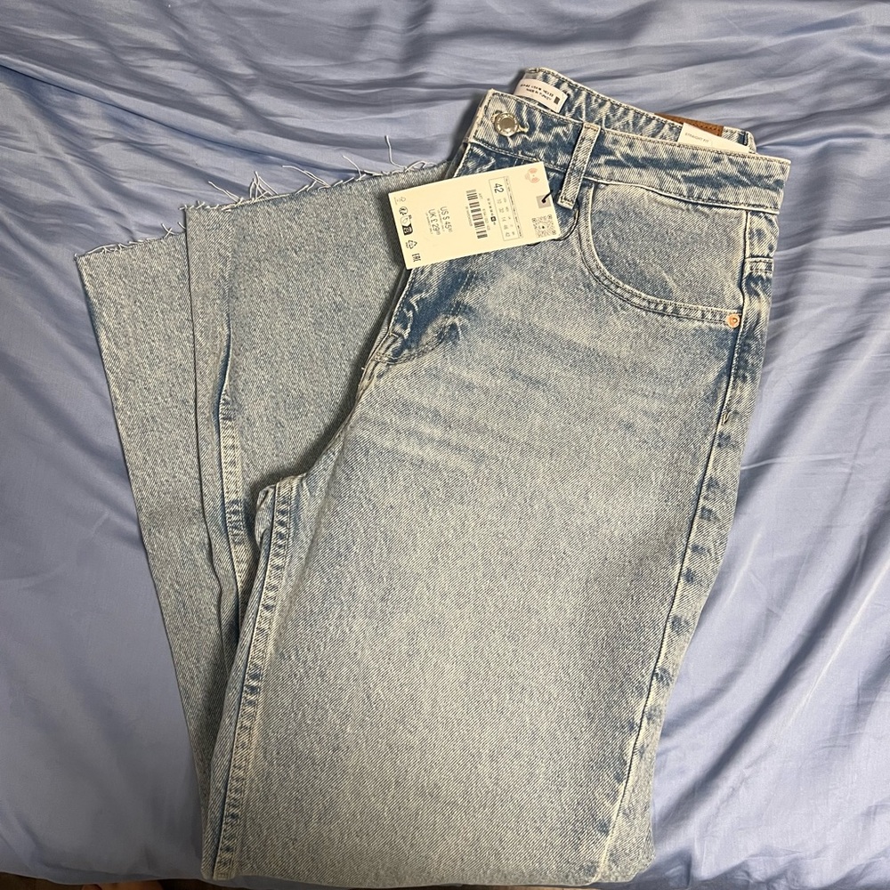 Zara High Rise Straight Leg Jean
